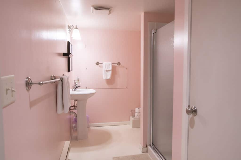 The Hideout Bathroom